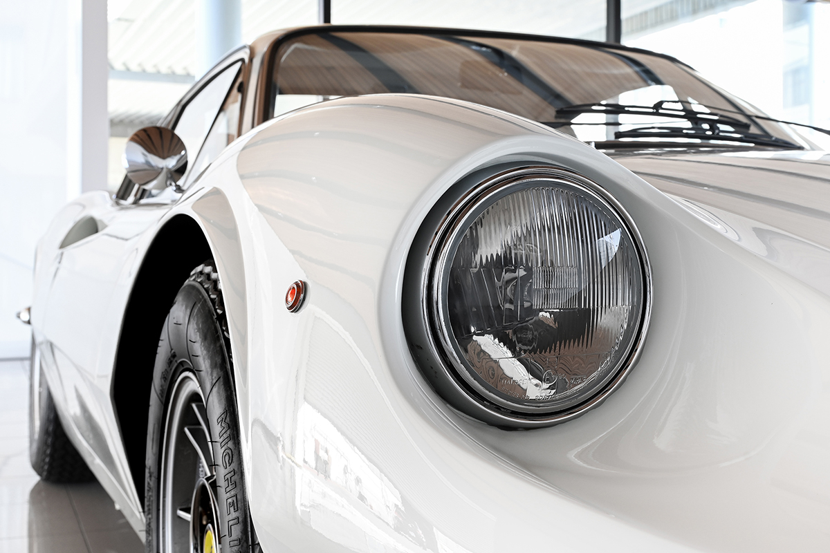 チョロQ　A品番　２台　①ポルシェ 956　　②フェラーリ ディーノ246GTS チョロQ NO.A-64 フェラーリ ディーノ 246 GTS - メルカリ